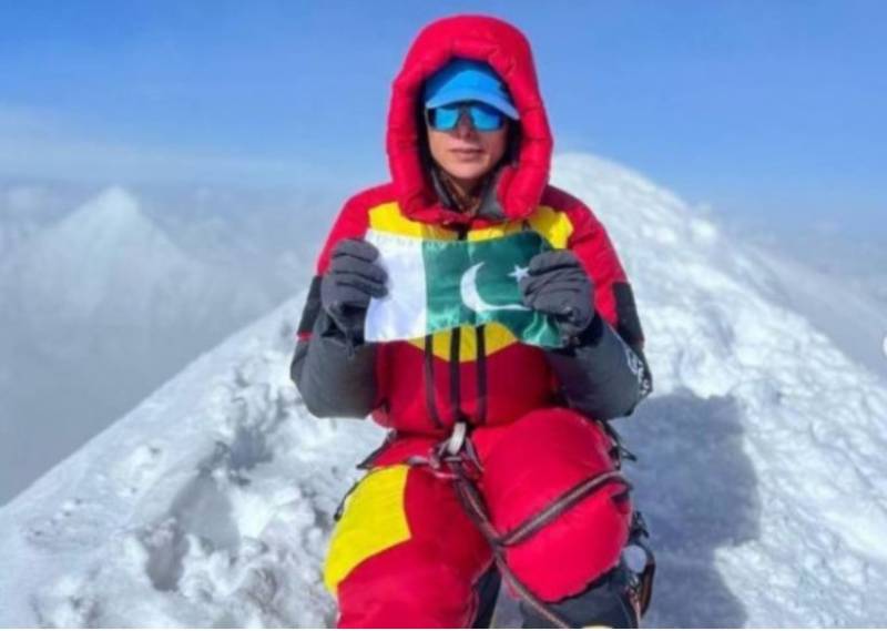 Pakistan’s Naila Kiani scales Kanchenjunga, nears elite eight-thousander club