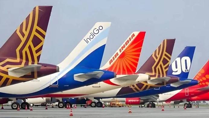 Pakistan extends ban on Indian flights