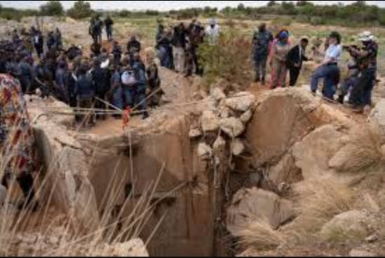 79 miners rescued from S.African shaft, over 100 still underground