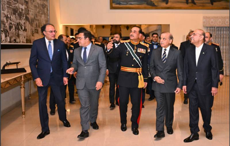 Field Marshal Syed Asim hosts dinner in honour of political leadership, armed forces
