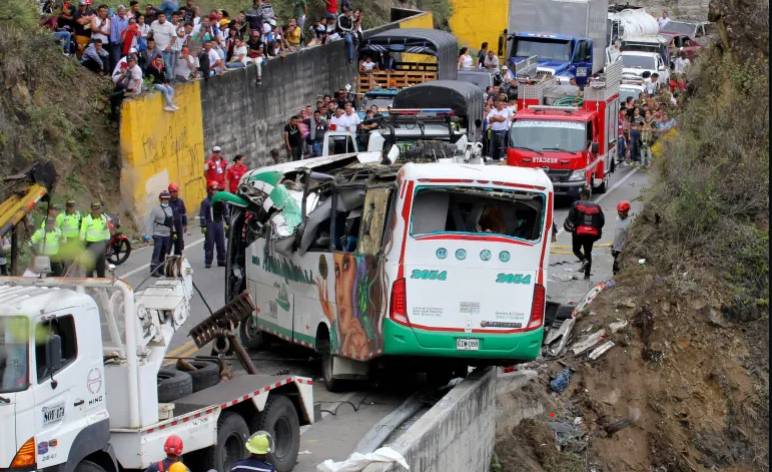 10 dead in Colombia university outing bus accident
