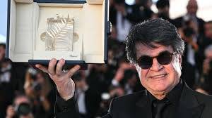 Iranian filmmaker Panahi urges 'freedom' as he wins Cannes top prize