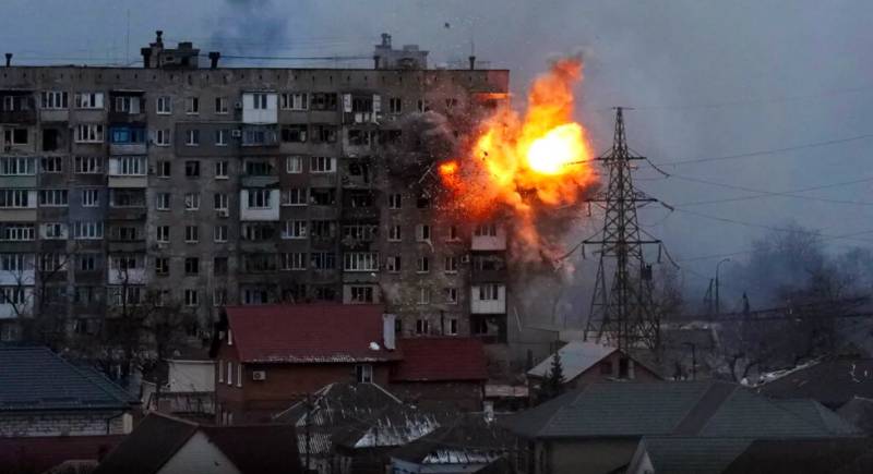 Nine killed in Ukraine as it trades fire with Russia overnight