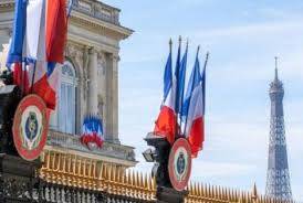 France urges Armenia, Azerbaijan to sign peace deal