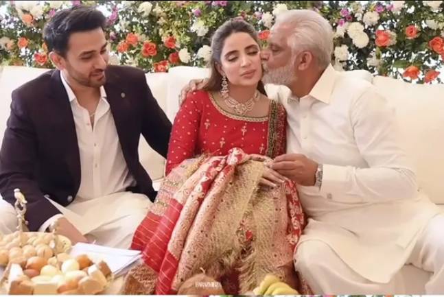 Saboor Aly’s Godh Bharai: A wonderful ceremony filled with love & joy