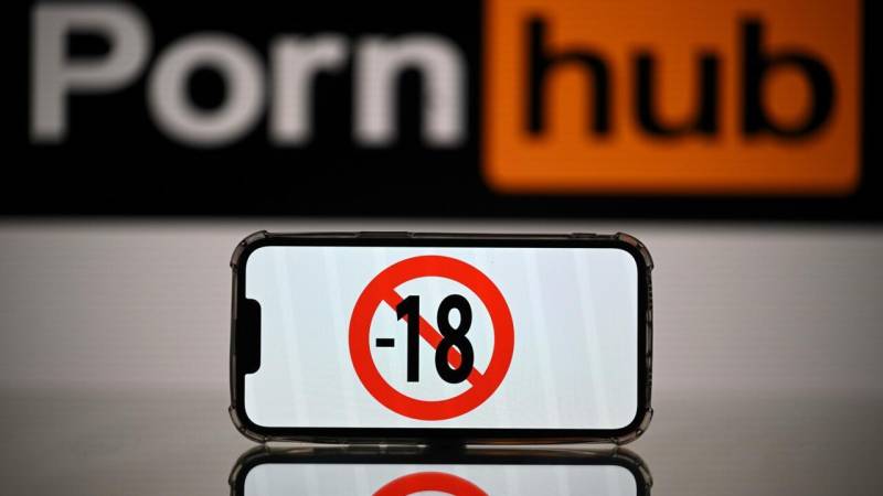 EU investigates four porn platforms over risks to children