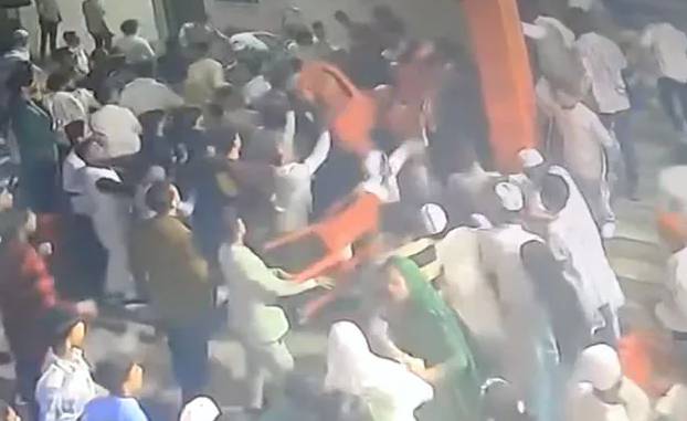 Three held in connection with fighting at Karachi’s marriage hall