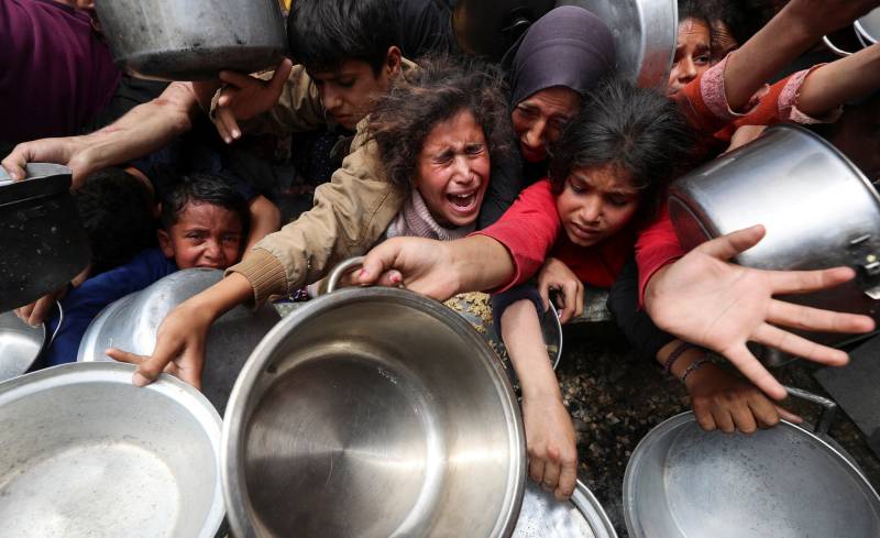 US-backed group says it has begun aid distribution in Gaza