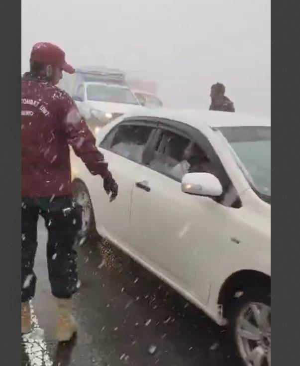 Windstorm, rain in twin cities, upper areas of the country