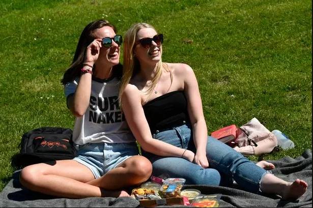 UK records sunniest spring in over a century