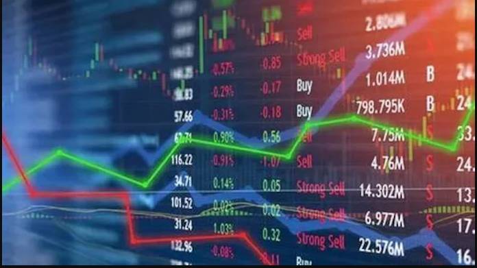 US stocks edge higher ahead of Nvidia results