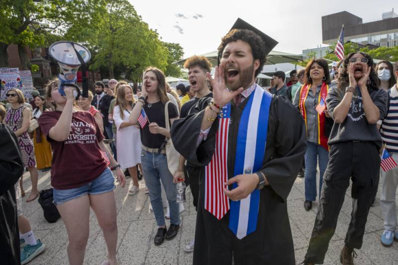 Foreign students wary of US as Trump presses 'dehumanizing' campaign