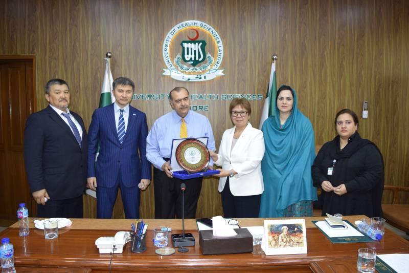 Kazakhstan envoy visits UHS; proposes joint medical centre to boost ties