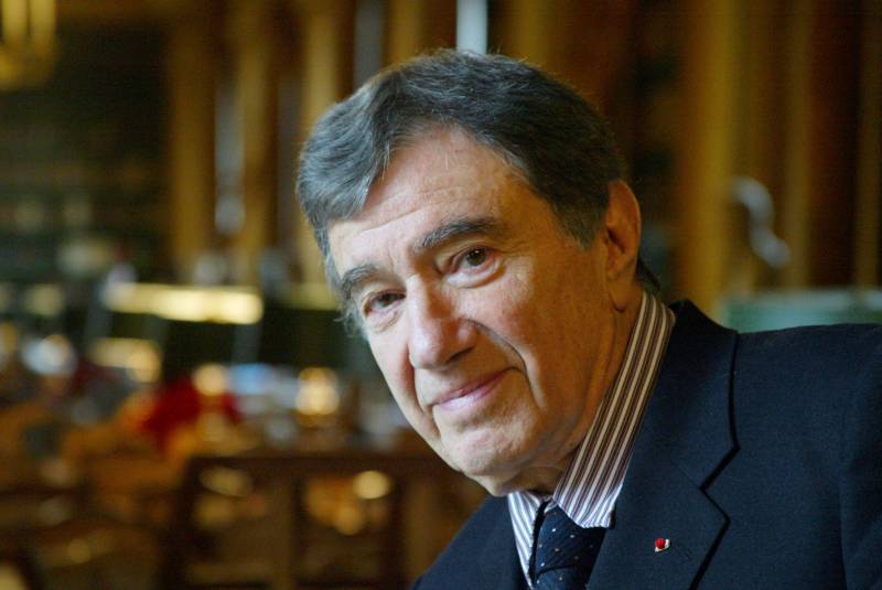 Abortion pill inventor Etienne-Emile Baulieu dies aged 98
