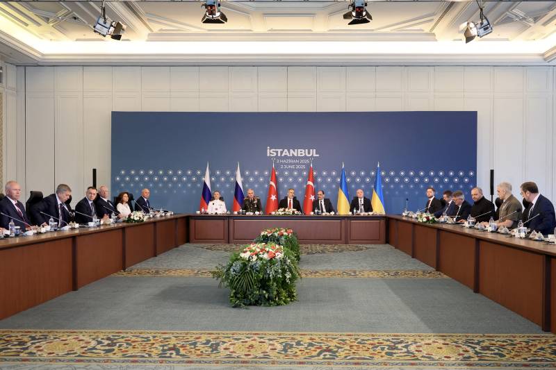 Russia, Ukraine swap peace roadmaps at Istanbul talks