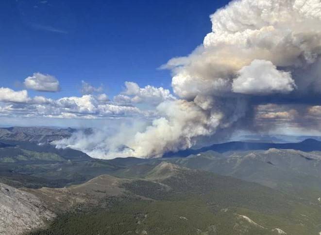 Canada, US warn of air quality hazards as Canadian fire smoke reaches Europe