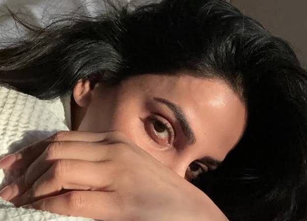 What makeup artist did to change Saba Qamar’s mood?