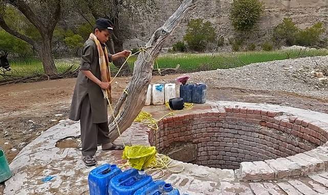 Four shot dead over drawing water from well in Khyber