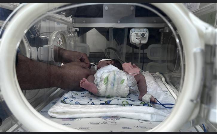 Canada infant born with measles from unvaccinated mother dies