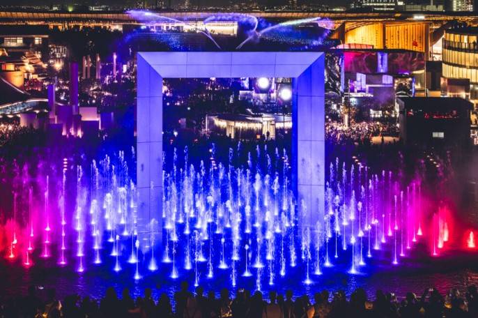 Bacteria cancels water shows at Japan's World Expo