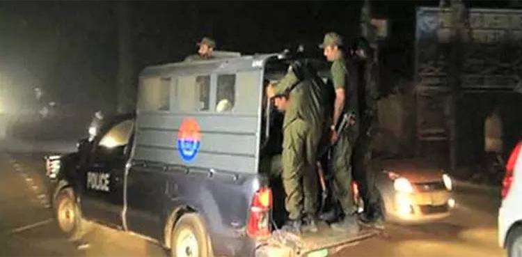 Dacoits open fire on police in Rawalpindi; six injured