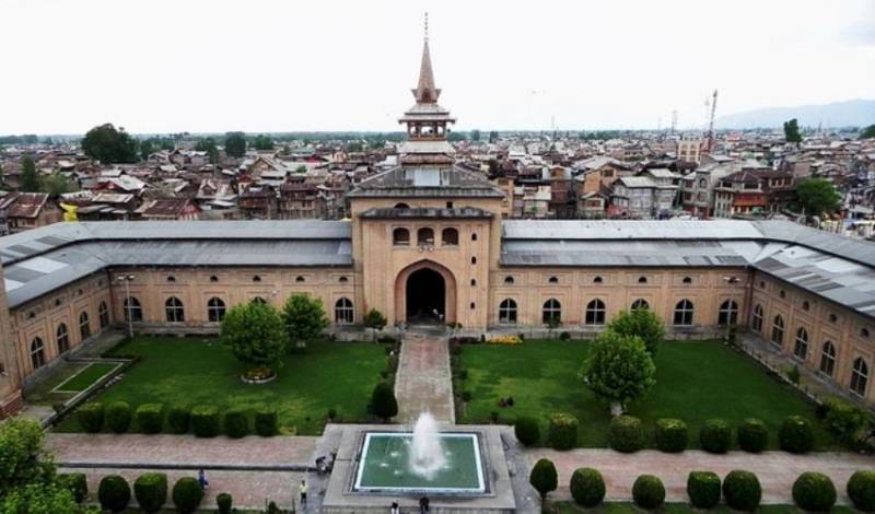 Closure of Jamia Masjid Srinagar on Eid is condemnable