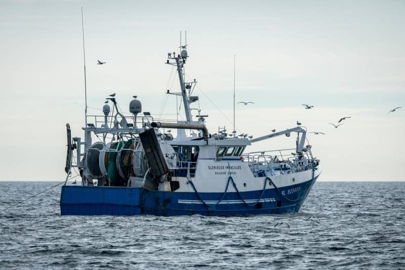 UK to announce plans to extend seabed trawling ban