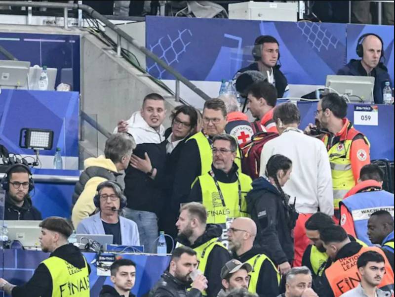 Fan dies after falling from stands at Nations League final