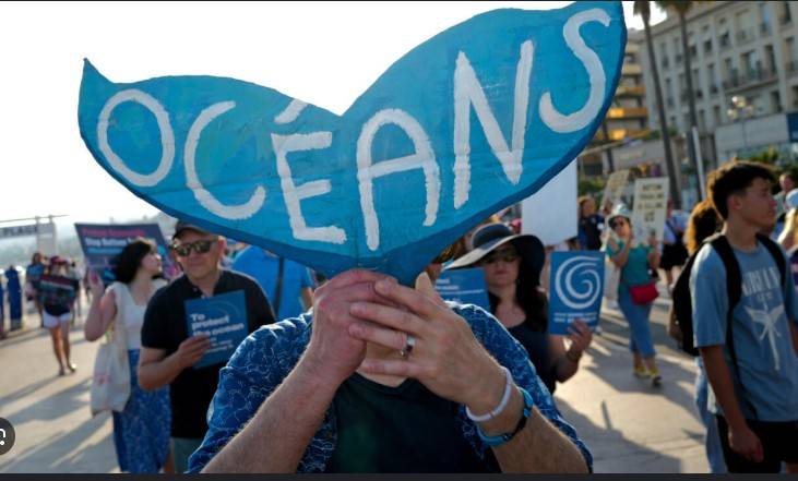 UN summit to tackle 'emergency' in world's oceans