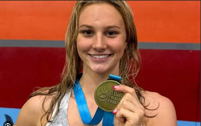Canadian teenager McIntosh smashes 200m medley world record