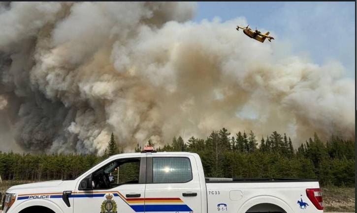 Experts warn Canada's wildfire season likely to be massive again