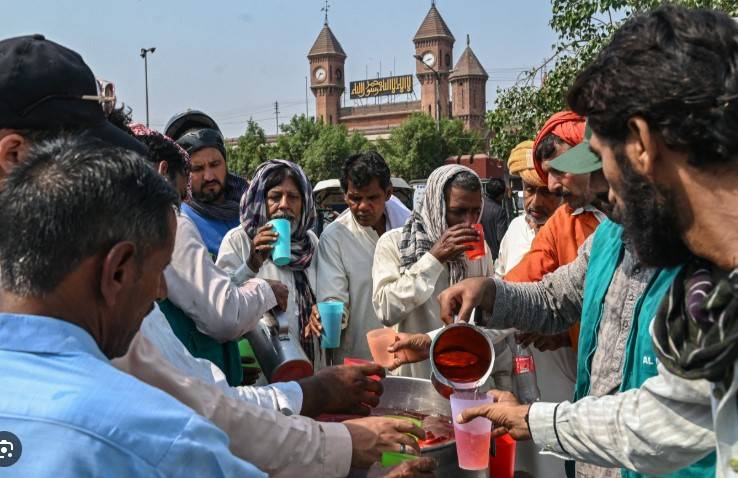 Mercury shoots to 49°C as blazing sun roasts many cities