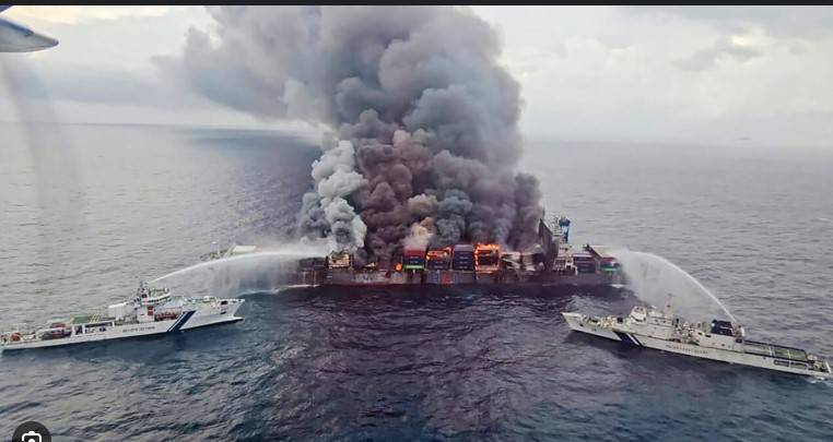 India battles container ship fire with 'hazardous' cargo