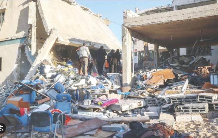 Gaza rescuers say 22 killed by Israeli fire