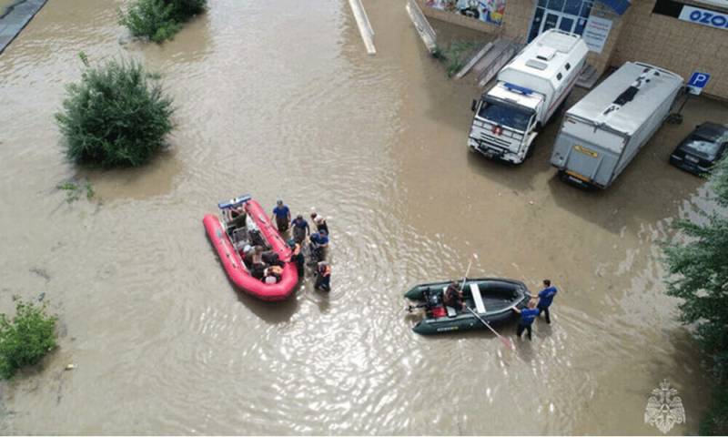 Five killed, two missing in Vietnam typhoon floods