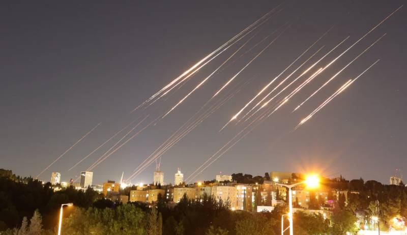 Iran targets Israel warplane fuelling sites; 8 killed, 200 wounded