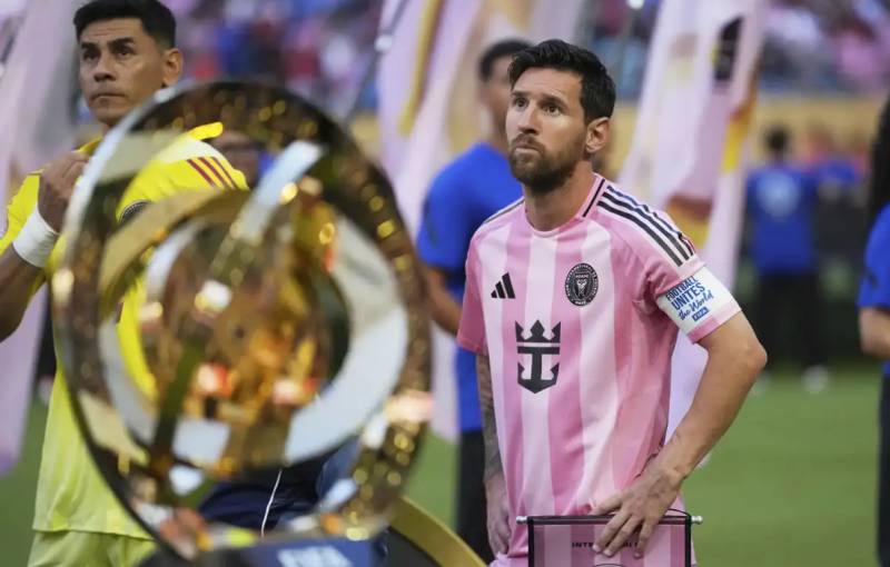 Messi denied late winner in Club World Cup opener