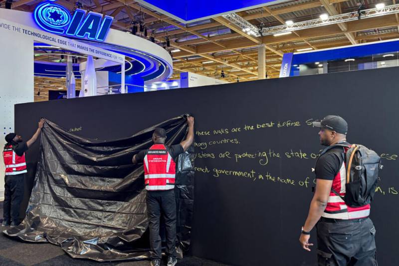 France shuts Israeli weapons booths at Paris Air Show