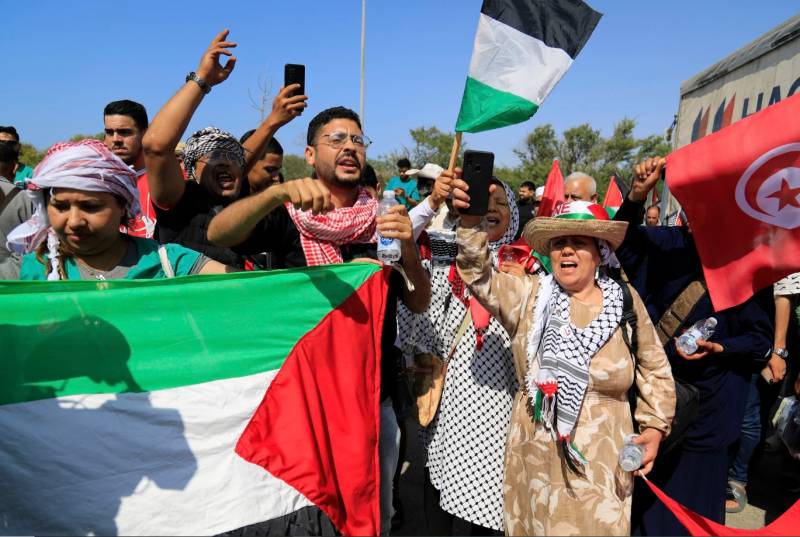 Gaza marchers retreat to west Libya after being blocked