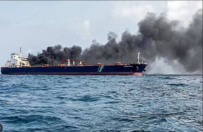 24 rescued as oil tankers collide off UAE, sparking fire