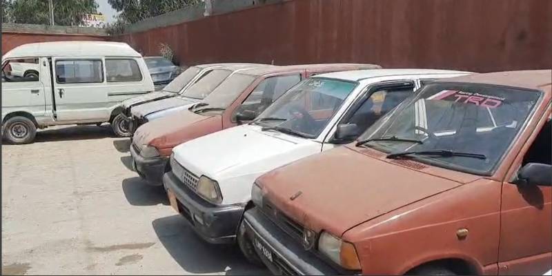 Car lifter gang busted from Charsadda, 8 vehicles seized  