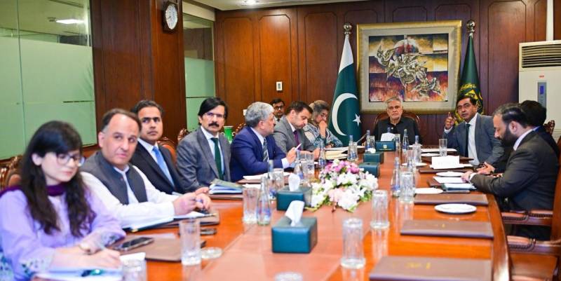 DPM instructs PIA to liaise with MoFA for evacuation from Iran