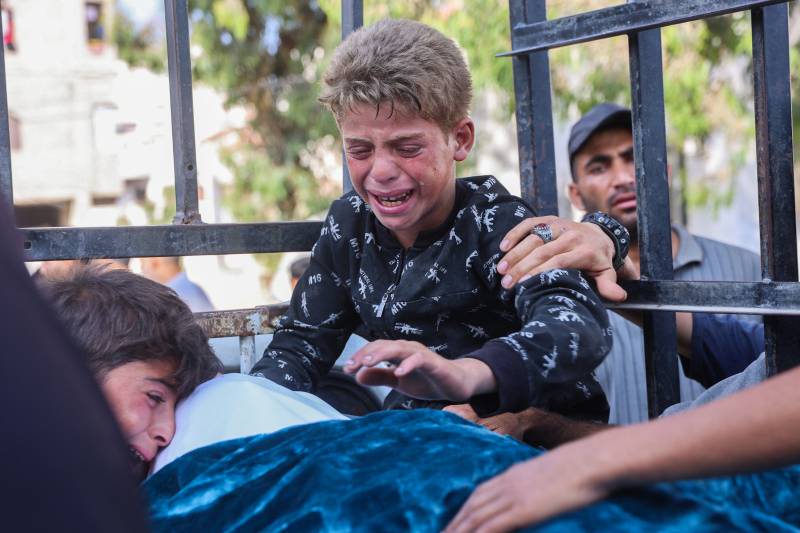 Gaza rescuers say 33 killed by Israel fire