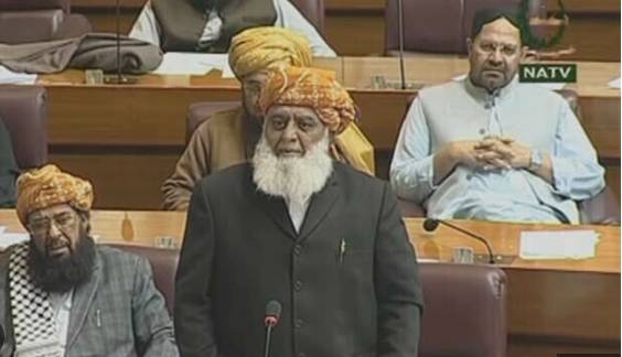 Fazl urges Govt to provide full support to Iran