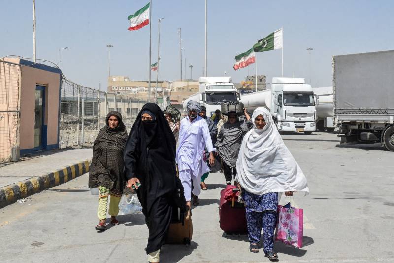 Relieved Pakistanis recall 'horrifying nights' as Israel, Iran trade strikes