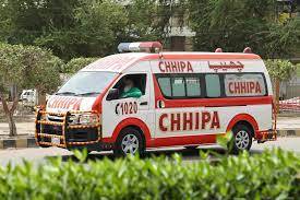 Two dead as dumper falls on car in Karachi
