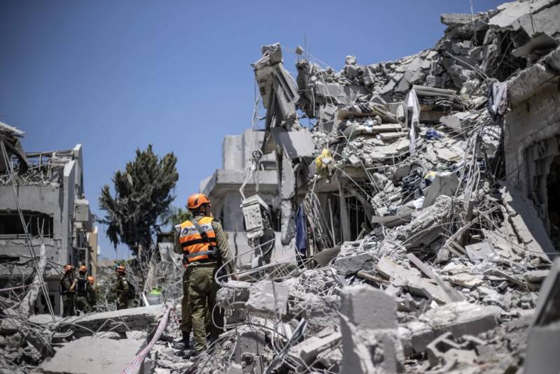 Israeli building hit in wave of drone attacks: rescue services