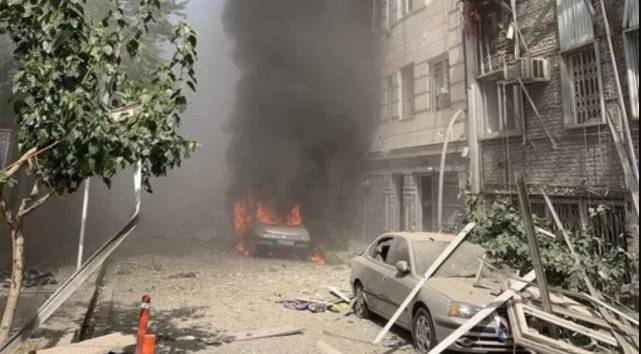Israel launches new wave of strikes on western Iran