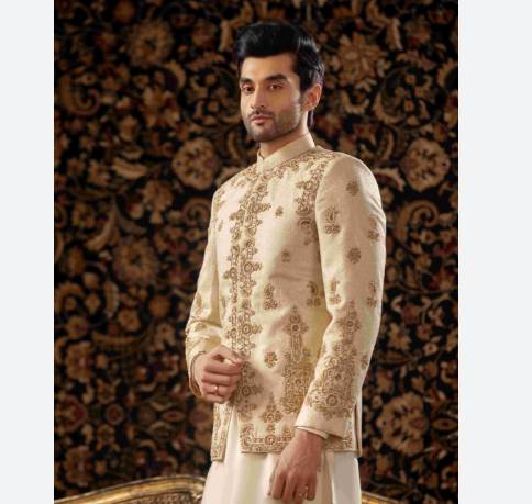 Groom dies in road accident ahead of walima