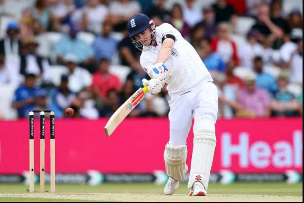 England batsmen out for 99 in a Test match
